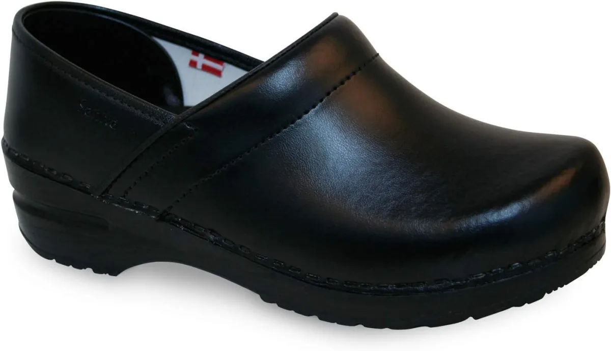 Sanita PU-Coated Leather Professional Clogs for Men — Genuine Leather clog