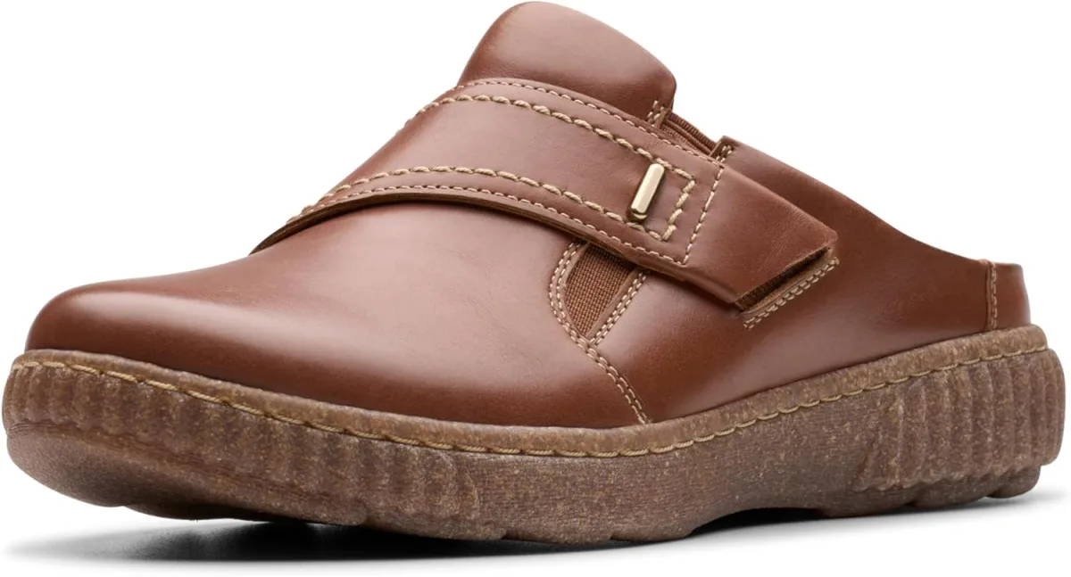 Clarks Women's Caroline Bay Clogs — Suede clog