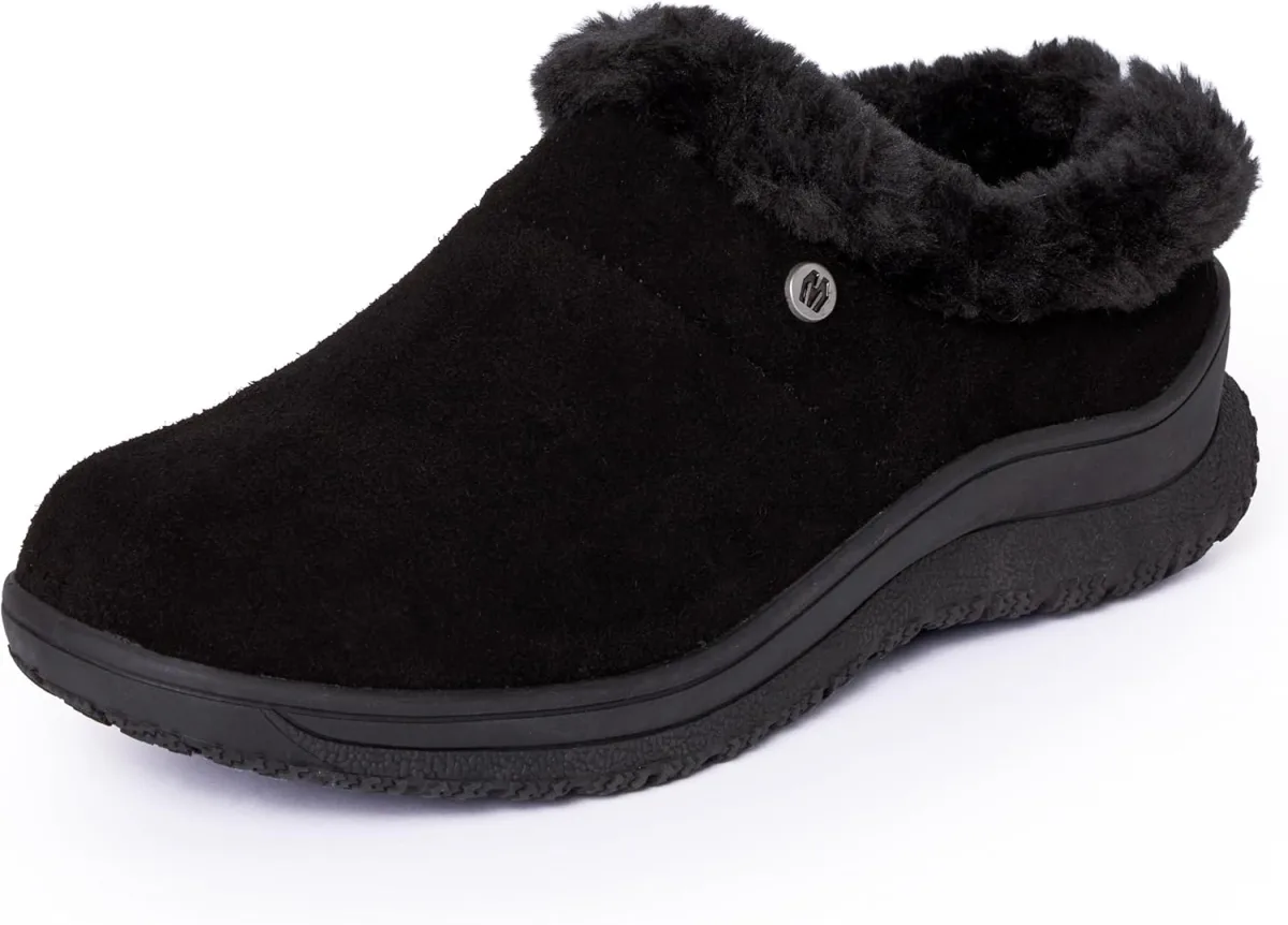 Minnetonka Emerson Moccasin Slippers for Women — Shearling slipper