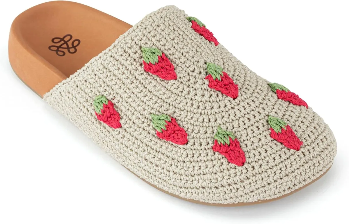 The Sak Bolinas Clog in Crochet and Leather, Slip On Entry — Genuine Leather clog