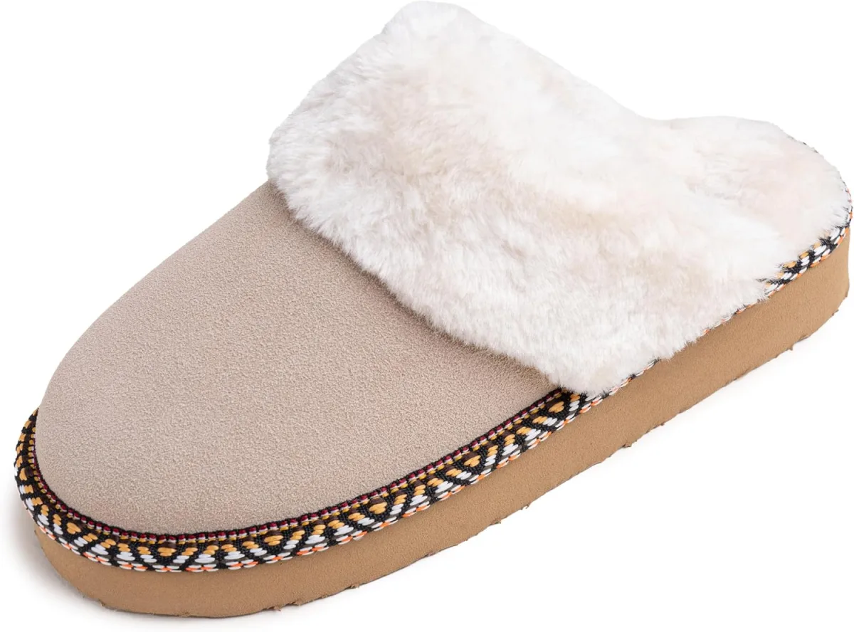 Minnetonka Cerise — Shearling slipper